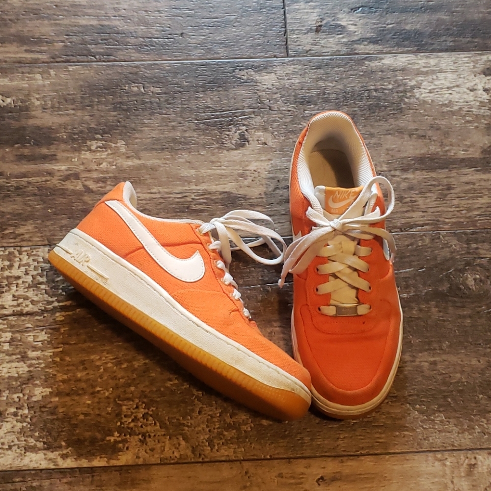 Nike airforce 1 shoes